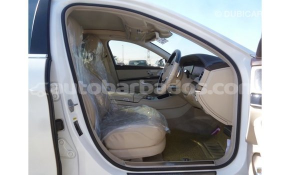 Buy Import Mercedes-Benz 190 (W201) White Car in Import - Dubai in Barbados Buy Import Mercedes-Benz 190 (W201) White Car in Import - Dubai in Barbados