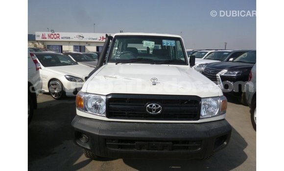 Buy Import Toyota Land Cruiser White Car in Import - Dubai in Barbados Buy Import Toyota Land Cruiser White Car in Import - Dubai in Barbados