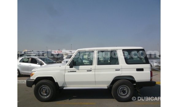 Buy Import Toyota Land Cruiser White Car in Import - Dubai in Barbados Buy Import Toyota Land Cruiser White Car in Import - Dubai in Barbados