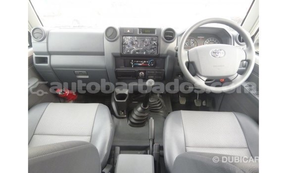 Buy Import Toyota Land Cruiser White Car in Import - Dubai in Barbados Buy Import Toyota Land Cruiser White Car in Import - Dubai in Barbados