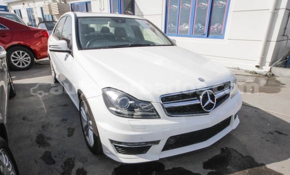 Buy Import Mercedes-Benz 200 White Car in Import - Dubai in Barbados