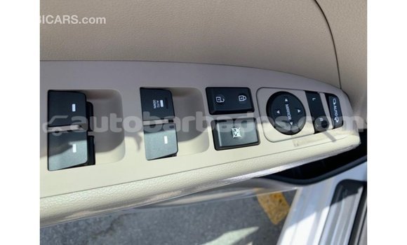 Buy Import Hyundai Elantra White Car in Import - Dubai in Barbados Buy Import Hyundai Elantra White Car in Import - Dubai in Barbados