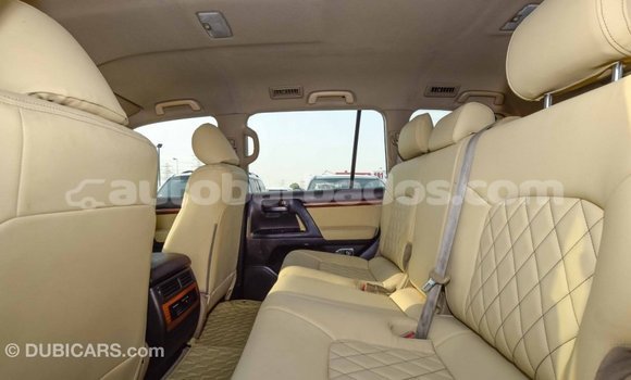 Buy Import Toyota Land Cruiser White Car in Import - Dubai in Barbados Buy Import Toyota Land Cruiser White Car in Import - Dubai in Barbados