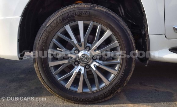 Buy Import Toyota Land Cruiser White Car in Import - Dubai in Barbados Buy Import Toyota Land Cruiser White Car in Import - Dubai in Barbados