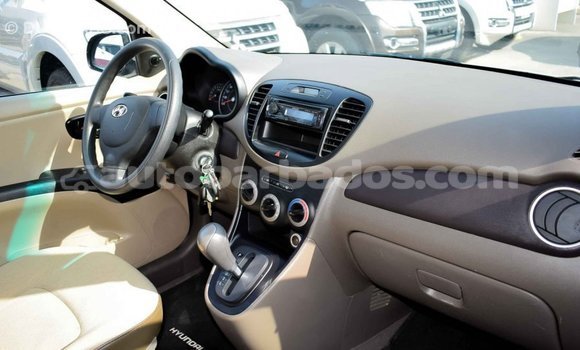 Buy Import Hyundai i10 White Car in Import - Dubai in Barbados Buy Import Hyundai i10 White Car in Import - Dubai in Barbados