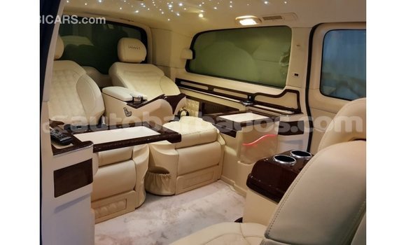 Buy Import Mercedes-Benz 250 Black Car in Import - Dubai in Barbados Buy Import Mercedes-Benz 250 Black Car in Import - Dubai in Barbados