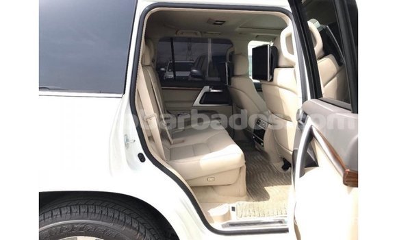 Buy Import Toyota Land Cruiser White Car in Import - Dubai in Barbados Buy Import Toyota Land Cruiser White Car in Import - Dubai in Barbados