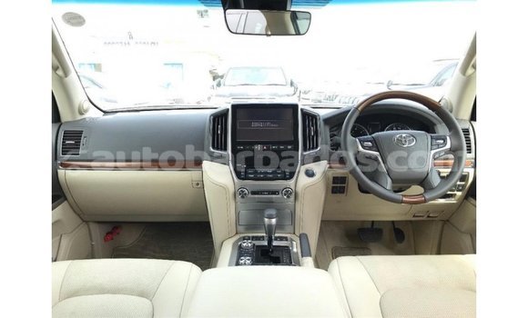 Buy Import Toyota Land Cruiser White Car in Import - Dubai in Barbados Buy Import Toyota Land Cruiser White Car in Import - Dubai in Barbados