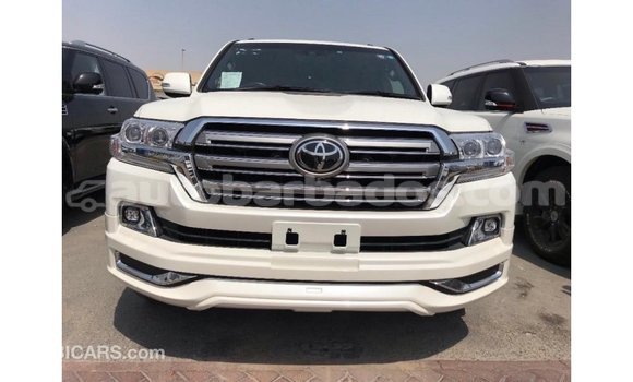 Buy Import Toyota Land Cruiser White Car in Import - Dubai in Barbados Buy Import Toyota Land Cruiser White Car in Import - Dubai in Barbados