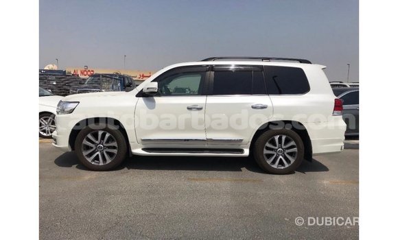 Buy Import Toyota Land Cruiser White Car in Import - Dubai in Barbados Buy Import Toyota Land Cruiser White Car in Import - Dubai in Barbados