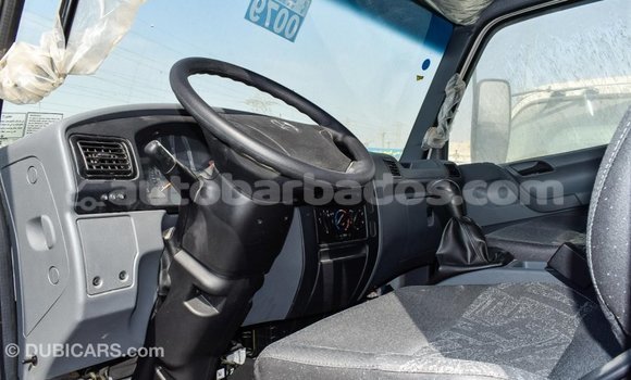 Buy Import Mercedes-Benz 190 (W201) White Car in Import - Dubai in Barbados Buy Import Mercedes-Benz 190 (W201) White Car in Import - Dubai in Barbados