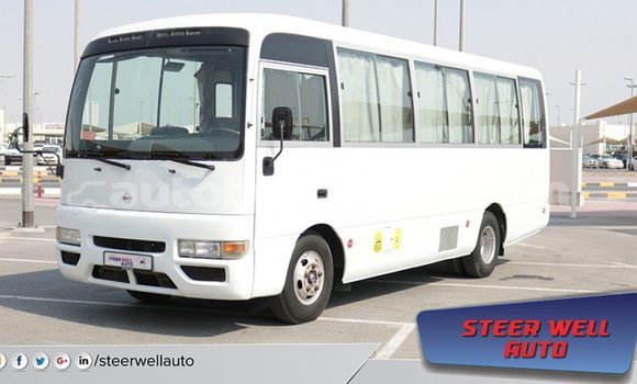 Buy Import Nissan Evalia White Truck in Import - Dubai in Barbados