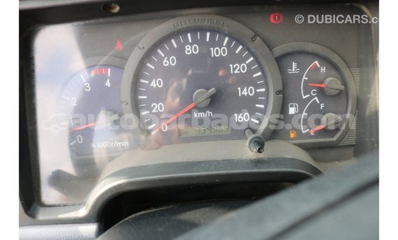 Buy Import Mitsubishi L400 White Truck in Import - Dubai in Barbados