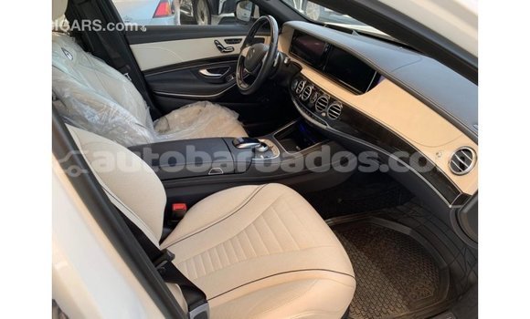 Buy Import Mercedes-Benz 190 (W201) White Car in Import - Dubai in Barbados Buy Import Mercedes-Benz 190 (W201) White Car in Import - Dubai in Barbados