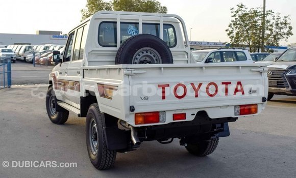 Buy Import Toyota Land Cruiser White Car in Import - Dubai in Barbados Buy Import Toyota Land Cruiser White Car in Import - Dubai in Barbados