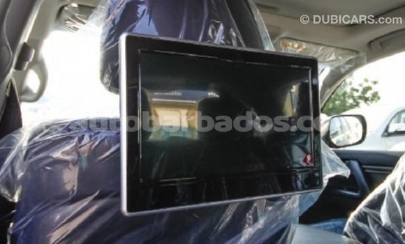 Buy Import Toyota Land Cruiser White Car in Import - Dubai in Barbados Buy Import Toyota Land Cruiser White Car in Import - Dubai in Barbados