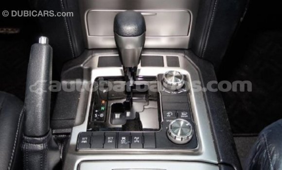 Buy Import Toyota Land Cruiser White Car in Import - Dubai in Barbados Buy Import Toyota Land Cruiser White Car in Import - Dubai in Barbados