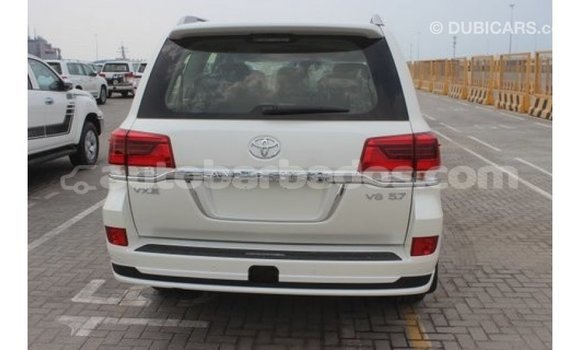 Buy Import Toyota Land Cruiser White Car in Import - Dubai in Barbados Buy Import Toyota Land Cruiser White Car in Import - Dubai in Barbados