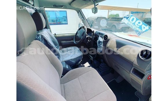 Buy Import Toyota Land Cruiser Beige Car in Import - Dubai in Barbados Buy Import Toyota Land Cruiser Beige Car in Import - Dubai in Barbados