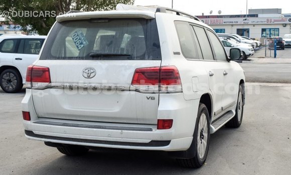 Buy Import Toyota Land Cruiser White Car in Import - Dubai in Barbados Buy Import Toyota Land Cruiser White Car in Import - Dubai in Barbados